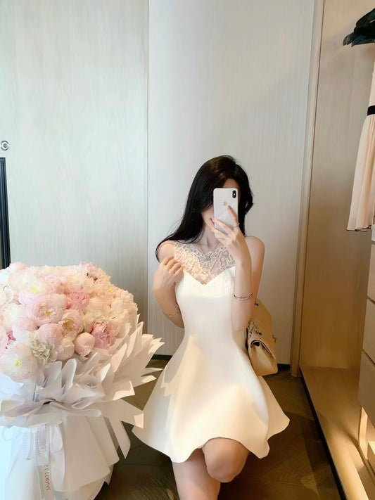 JustQin【Fragrant Collection】2026 New Summer V-neck Lace Trim Short Dress Sexy Waist-cinching Dress for Women