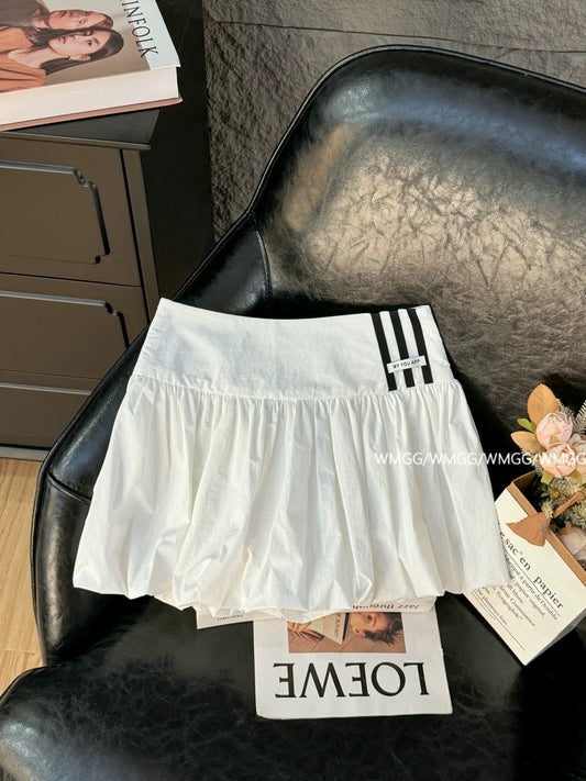 White skirt for women summer 2025 new three-bar hot girl outfit letter embroidery a-shaped petite flower bud skirt
