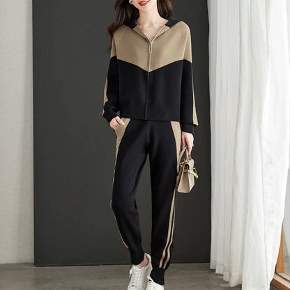 Young mother's autumn casual sportswear suit, middle-aged and elderly women's spring and autumn fashionable sweatshirt jacket two-piece set