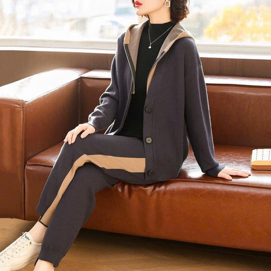 Mom's spring sportswear suit, stylish hooded top, two-piece set, middle-aged and elderly women's spring and autumn casual knitted jacket