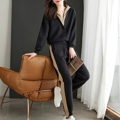 Mom's spring sportswear suit, stylish hooded top, two-piece set, middle-aged and elderly women's spring and autumn casual knitted jacket