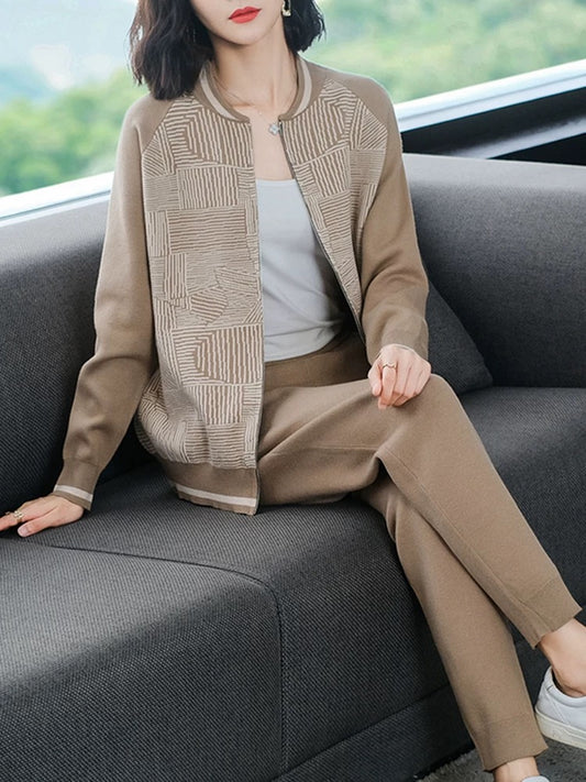 2024 New Style Western Style Jacket Mom Spring Autumn Clothes Middle-aged and Elderly Women Large Size Casual Sportswear Suit Fashion