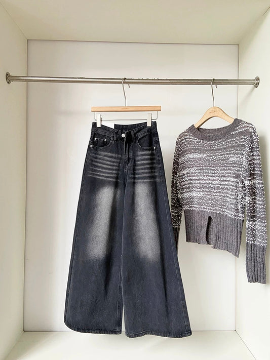 Vertical drape, high-waisted, hip-covering, slimming women's jeans, 2025 autumn new Korean style, versatile blue wide-leg trousers.