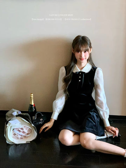 Yang Xiaojuan MIU-style "faux-layered" black velvet dress featuring a Peter Pan collar and a waist-cinching silhouette—perfect for birthdays or special occasions.