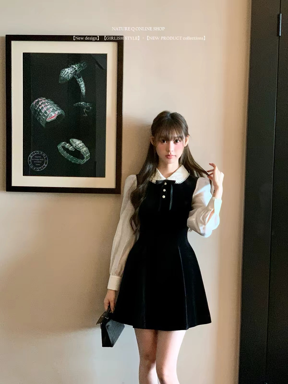 Yang Xiaojuan MIU-style "faux-layered" black velvet dress featuring a Peter Pan collar and a waist-cinching silhouette—perfect for birthdays or special occasions.