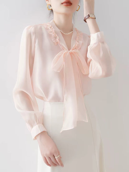 Women's French-style loose pink V-neck shirt (New for Autumn 2026): Long-sleeved blouse featuring a bow-tie design.