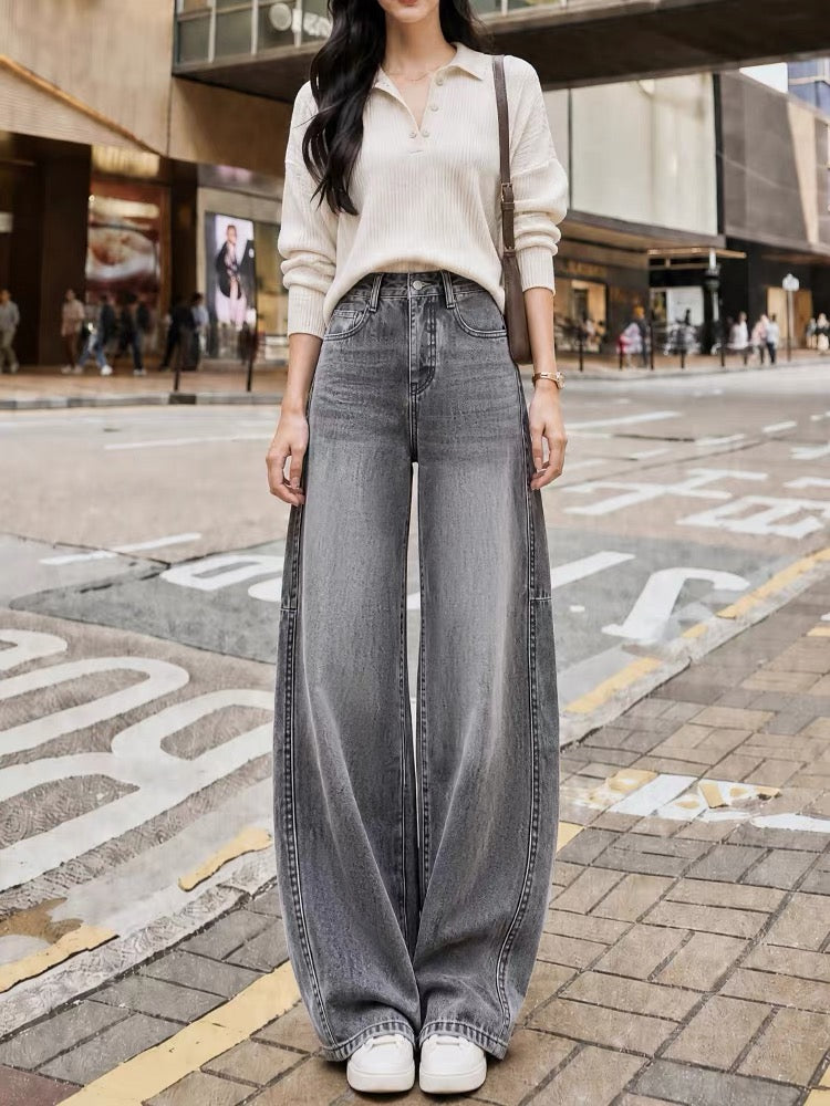 Autumn 2026 New Women's Wide-Leg Jeans: High-Waisted, Slimming, Loose Fit with a Fluid Drape—Stylish "Banana-Cut" Style Ideal for Petites.