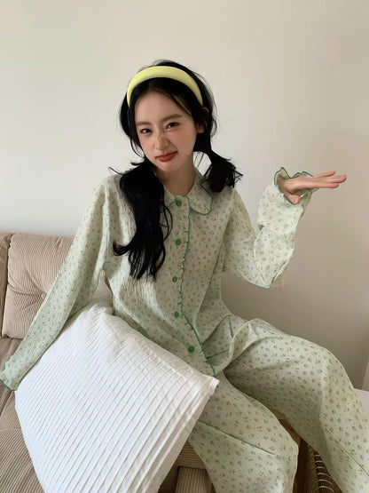 Xinbangbang Homedress New Women's Autumn Pajama Set – Fresh Floral Print, Collared, Loose-Fit, Suitable for Lounging or Casual Wear