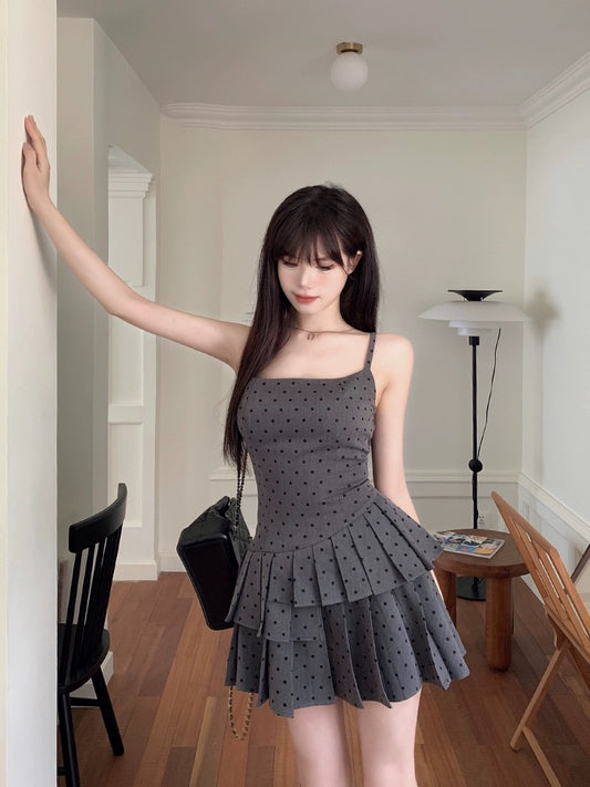 Interpretation of WAHJU Gray Dream Classic High-end Polka Dot Suspender Dress Women's Summer Slimming Short Skirt