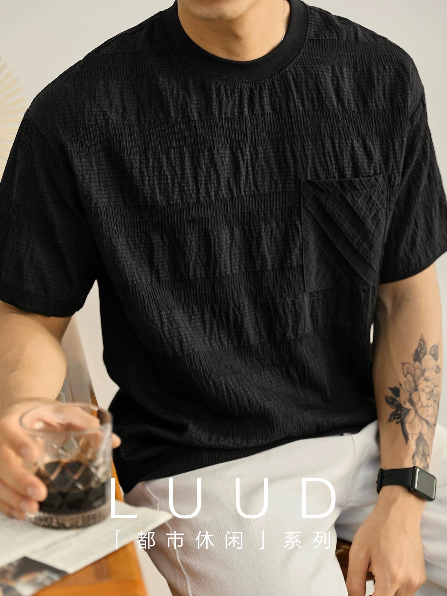 LUUD high-grade texture Tencel thin short-sleeved T-shirt men's summer light luxury temperament splicing slit round neck top