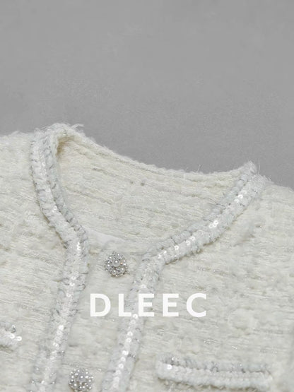 DLEEC Autumn/Winter Premium Padded Tweed Jacket – Slim-Fit "-Style" Design with Textured Fabric and Silver-Thread Sequin Trim.