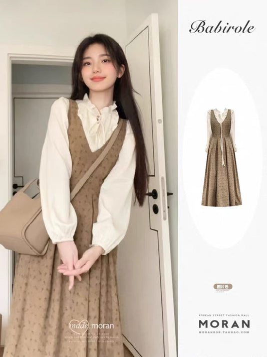 French-style vintage floral dress for women, spring and autumn 2025, elegant and slimming, two-piece set with inner vest and long dress.