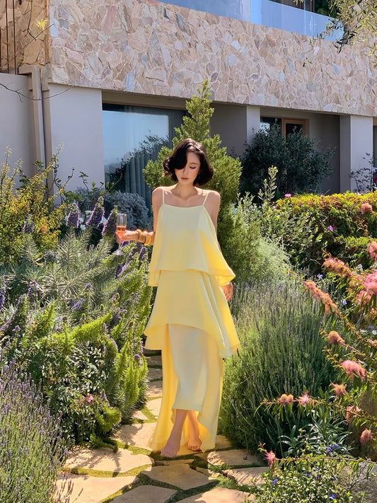 New arrivals at the Island Shop at 00:00 PM on May 6th: Yellow satin halter-neck patchwork cake dress (95% off)