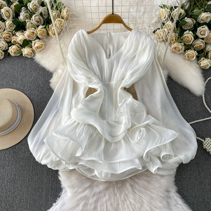High-end European and American style heavy-duty flowing tulle V-neck dress for women, niche style waist-cinching slimming puffy ruffle short skirt