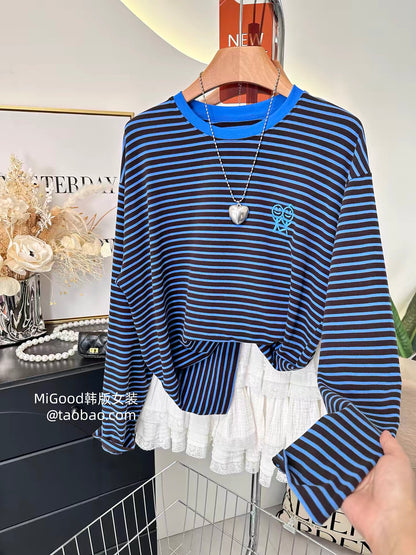 Autumn "Dopamine" Style: Trendy Korean-style loose-fit, slimming long-sleeve striped T-shirt for women, featuring versatile cartoon embroidery.