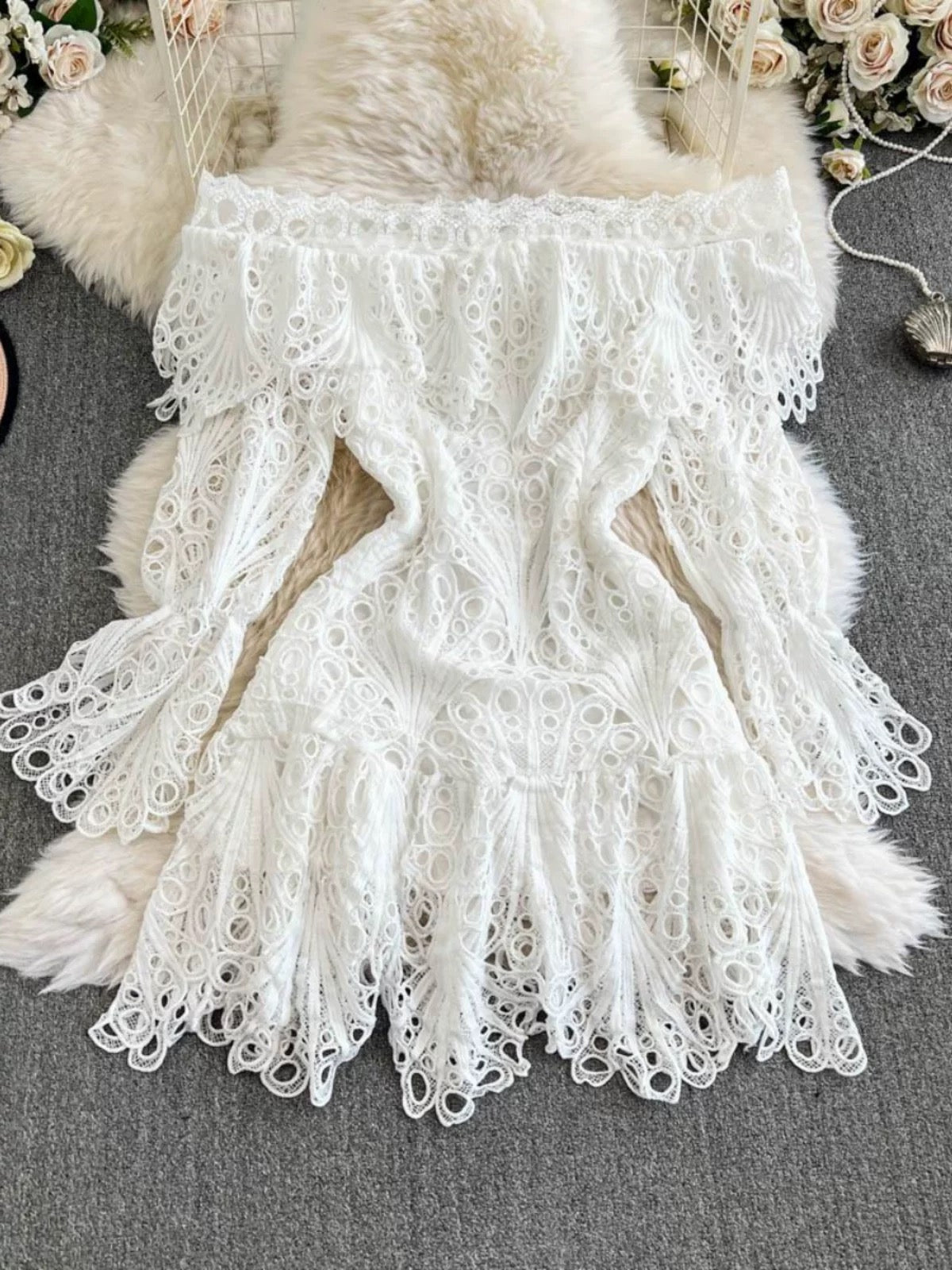 French-style crocheted openwork off-shoulder dress for women, summer elegant style, irregular ruffled short skirt