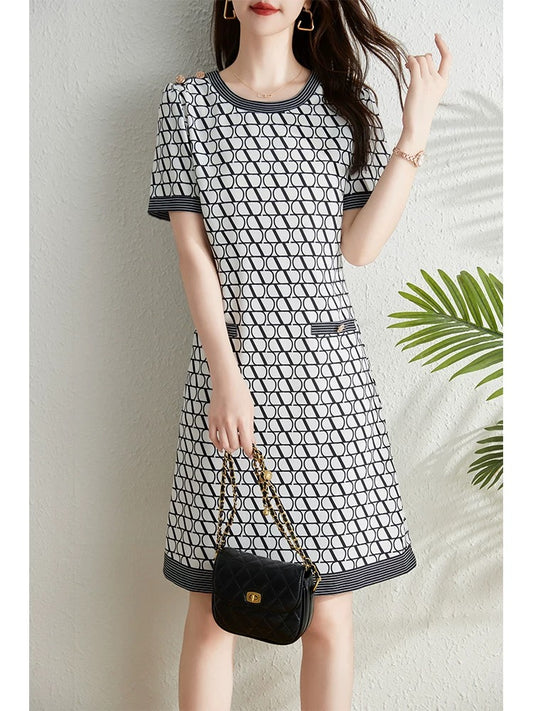 Xiaoxiangfeng printed short-sleeved dress for women summer 2024 new French fashion temperament waist slimming a-line skirt