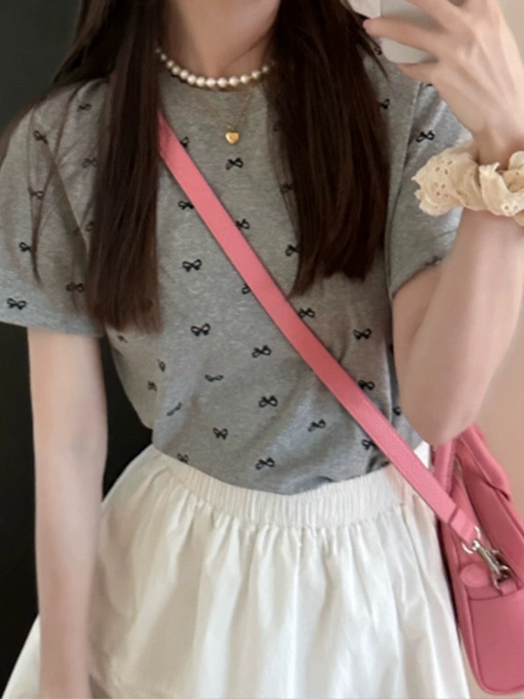 Small bow print gray right shoulder short-sleeved T-shirt for women 2024 new popular summer short style beautiful top