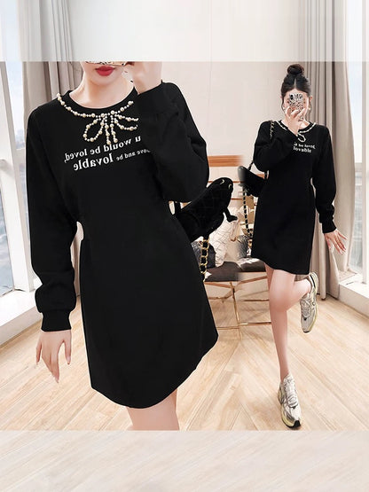 Pinch-waist little black skirt women's 2024 new autumn and winter small black long-sleeved simple and elegant dress