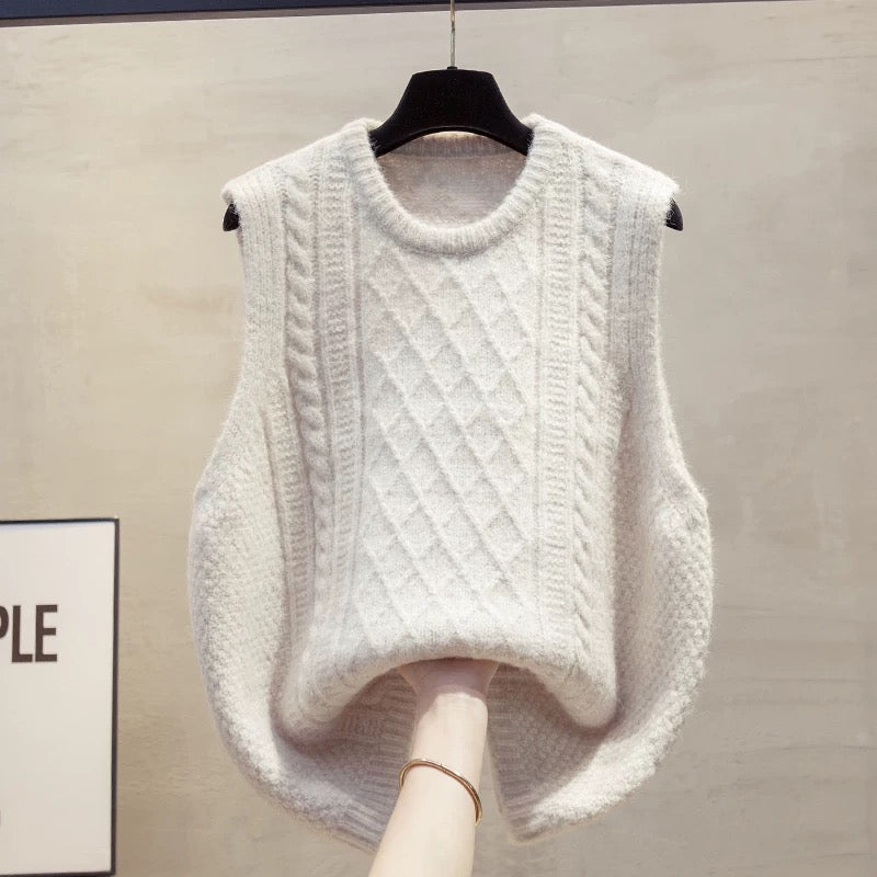 Women's Round Neck Knitted Vest, 2025 Autumn/Winter New Style, Loose Fit, Layered, Outerwear, Sweater Vest, Trendy