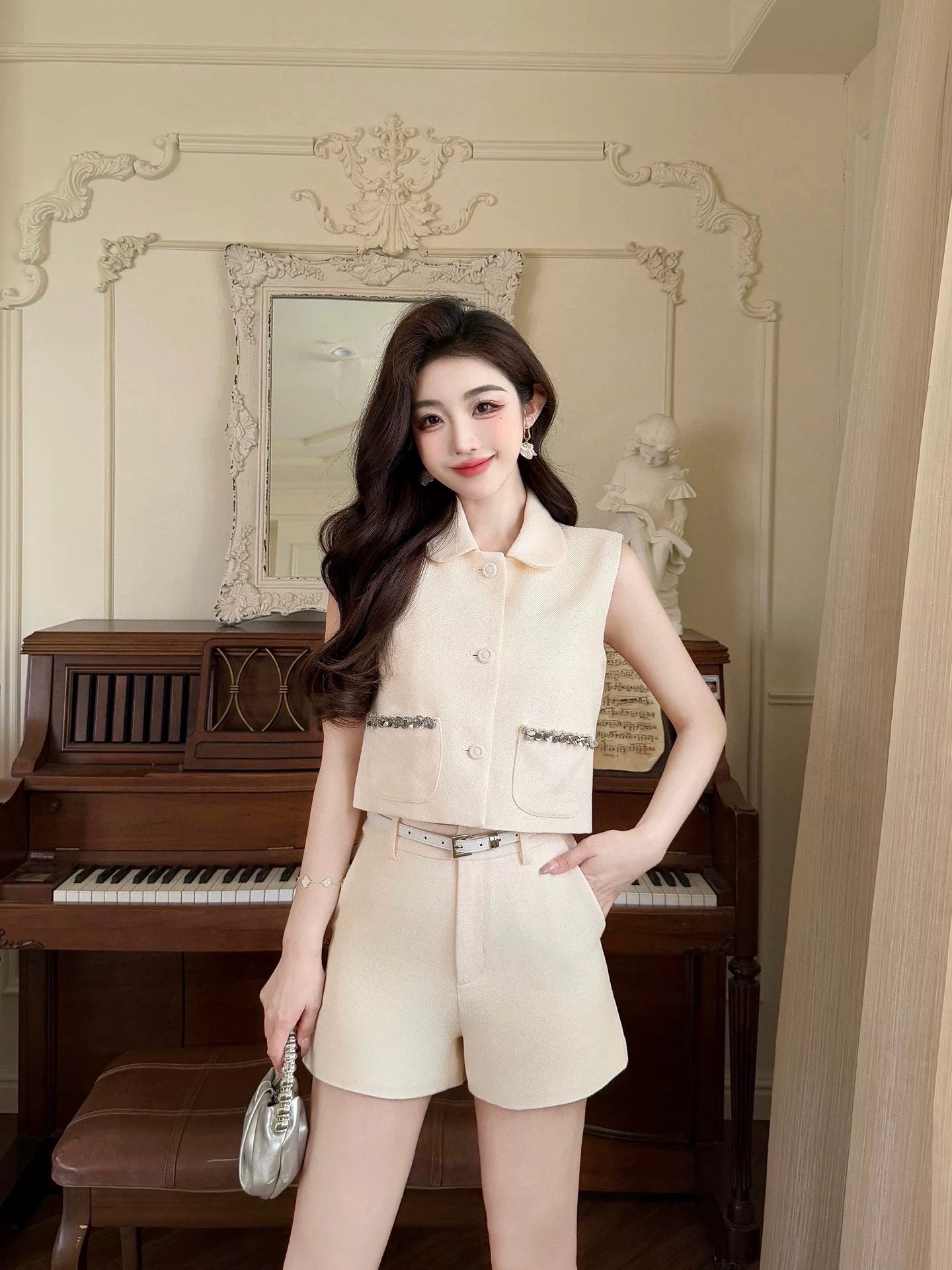 2025 Summer Nanyou light luxury niche design fashion heavy beaded vest top small fragrance style temperament shorts suit