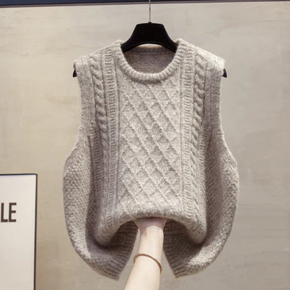 Women's Round Neck Knitted Vest, 2025 Autumn/Winter New Style, Loose Fit, Layered, Outerwear, Sweater Vest, Trendy
