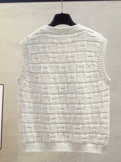 Floral V-neck Knitted Vest for Women, 2025 Autumn/Winter New Style, Loose Fit, Layered with Sweaters, Trendy