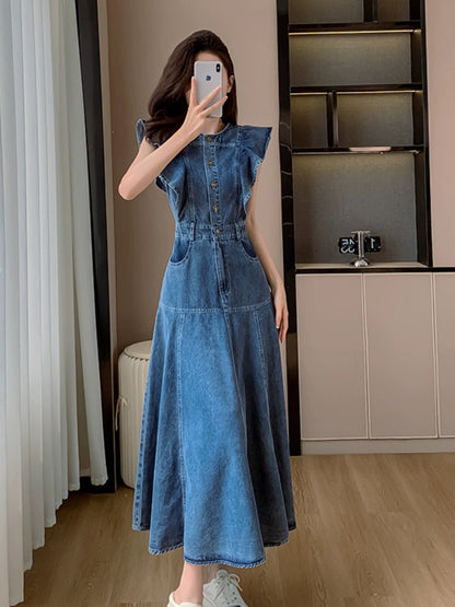 Retro Hong Kong style denim dress for women with summer design, waist slimming, casual temperament, flying sleeves, sleeveless long skirt