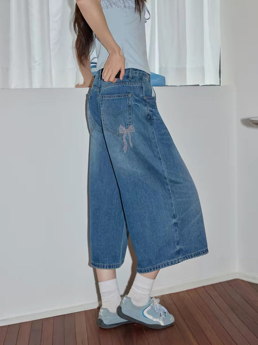 Chaochao's new arrivals on May 21st: Blue washed embroidered denim jeans for women, 2026 summer casual cropped straight leg shorts.