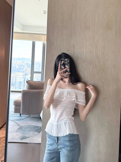 @uniken【Ethereal and Ethereal】Summer Pure and Alluring Off-Shoulder Slim Fit Top for Women