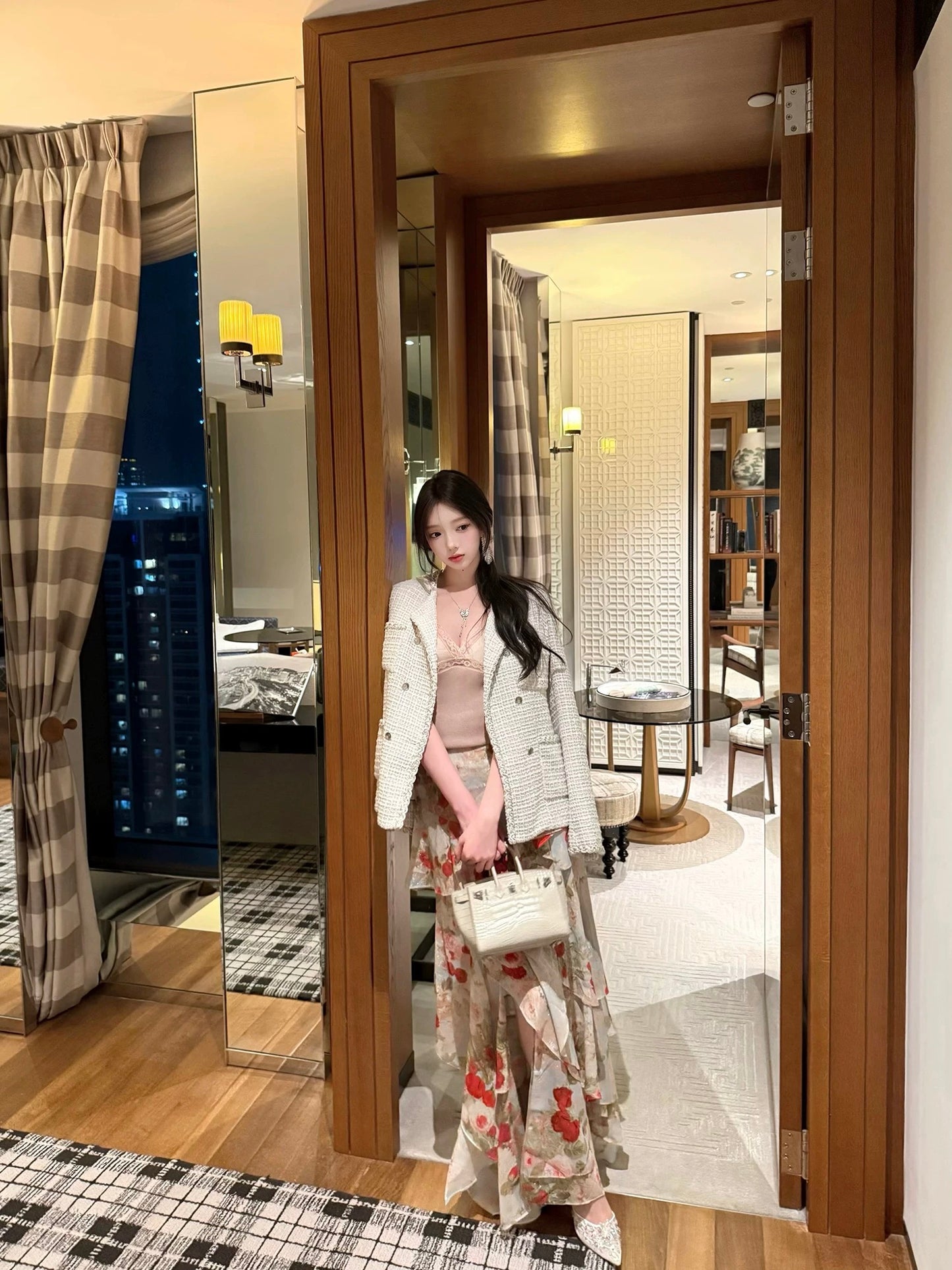 [In Stock] Viola [Rose Sea] Vintage French Romantic Gold Thread Half-Length Cake Skirt