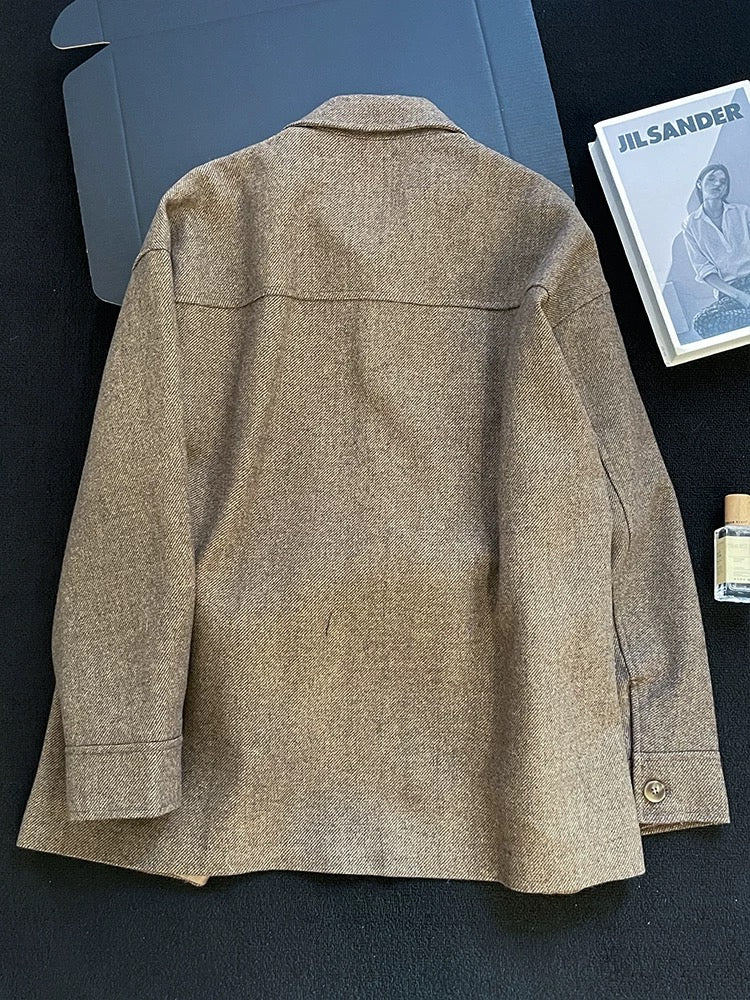 Vintage-style handmade suit jacket for women, 2025 autumn, high-end loose fit, sophisticated look, beaded floral woolen top.