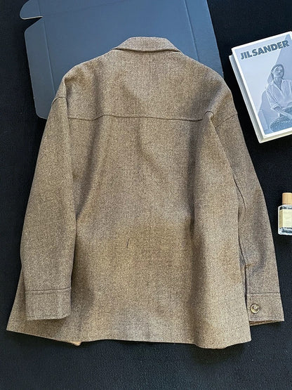 Vintage-style handmade suit jacket for women, 2025 autumn, high-end loose fit, sophisticated look, beaded floral woolen top.