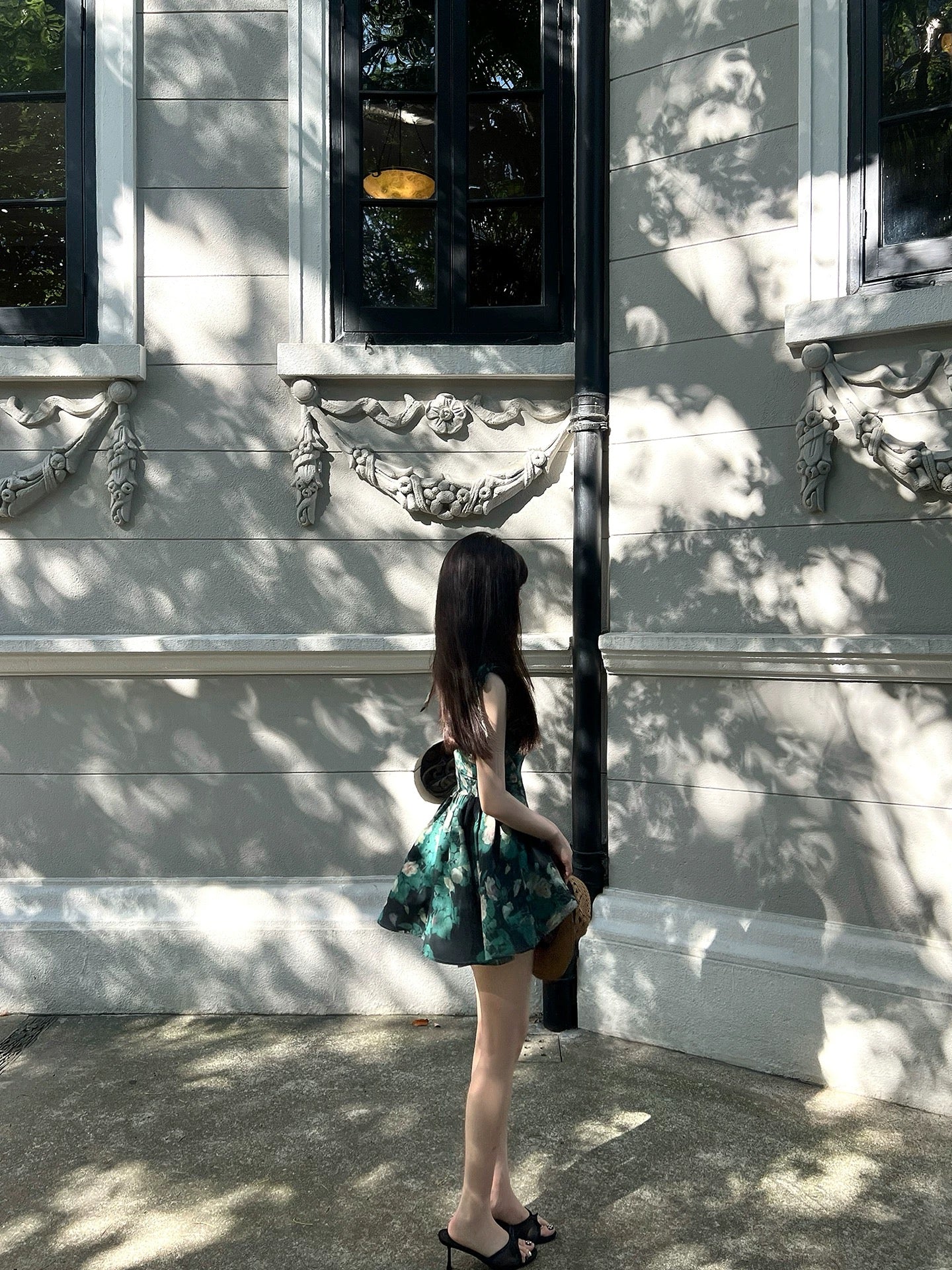 Lienni 2025 Summer New Style Elegant and Versatile Manor Green Vine Waist-Slimming Hollowed-Out Fishbone Corset for Women