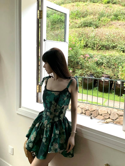 Lienni 2025 Summer New Style Elegant and Versatile Manor Green Vine Waist-Slimming Hollowed-Out Fishbone Corset for Women