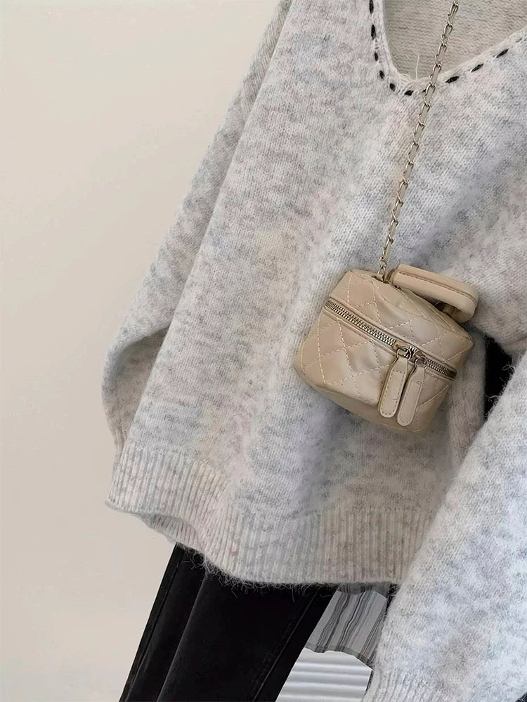 Gray pullover v-neck sweater for women in autumn and winter, 2024 new loose and lazy style knitted top for outer wear and inner wear