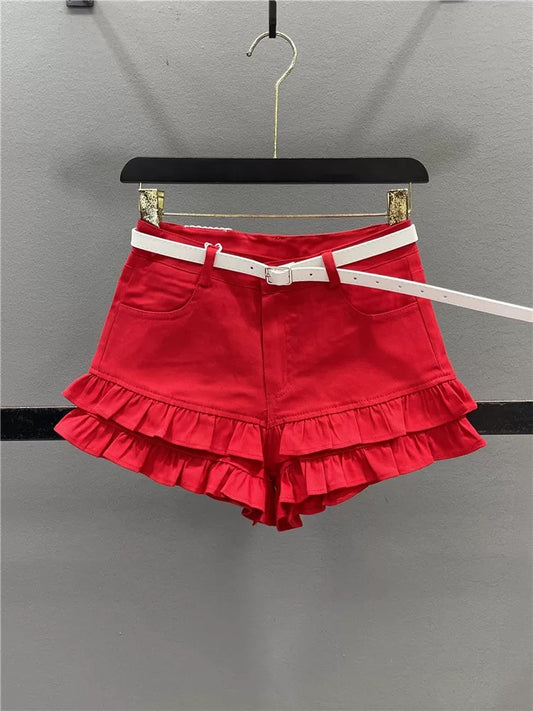 Fashionable red hot girl ear-edge denim shorts for women 2025 summer age-reducing slimming sexy A-line super short shorts