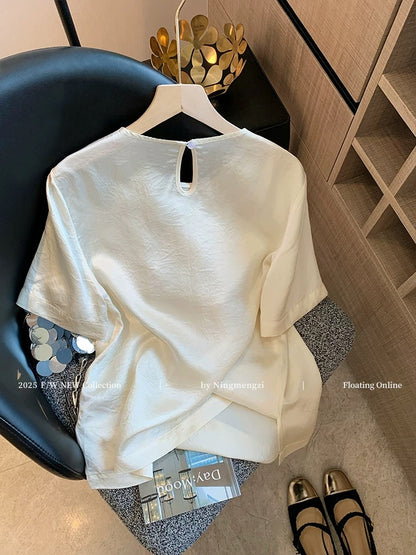 New Chinese style embroidered jacquard acetate short-sleeved T-shirt for women, 2025 summer new style, high-end temperament, age-reducing satin top.