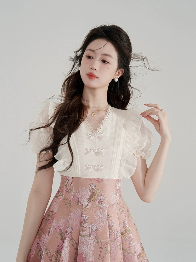 Temperament French v-neck fake two-piece dress for women summer 2024 new style small fragrant button short-sleeved a-line skirt