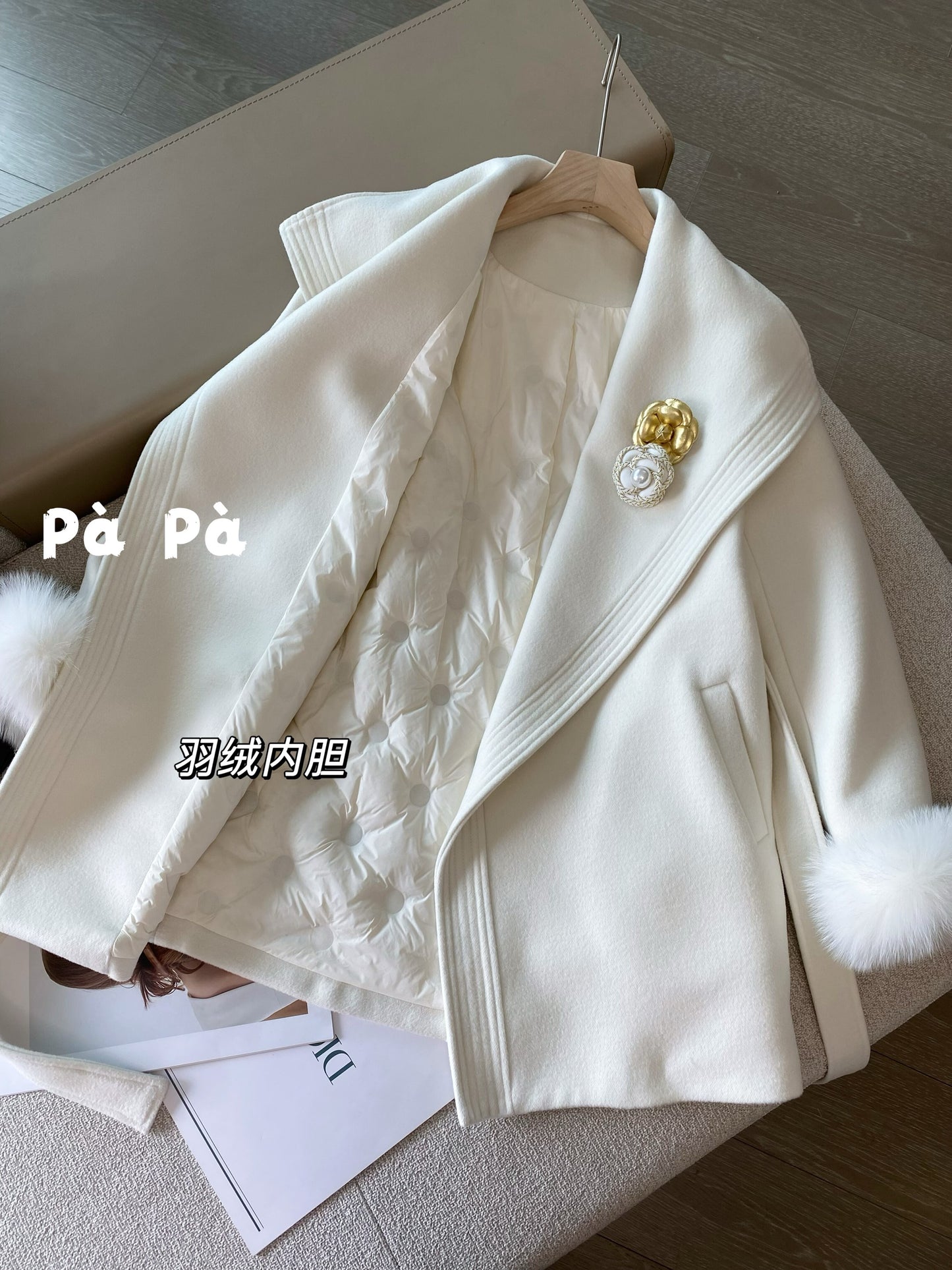 High-end, elegant white down-filled coat for women, winter style, fox fur cuffs, tie-waist, woolen overcoat