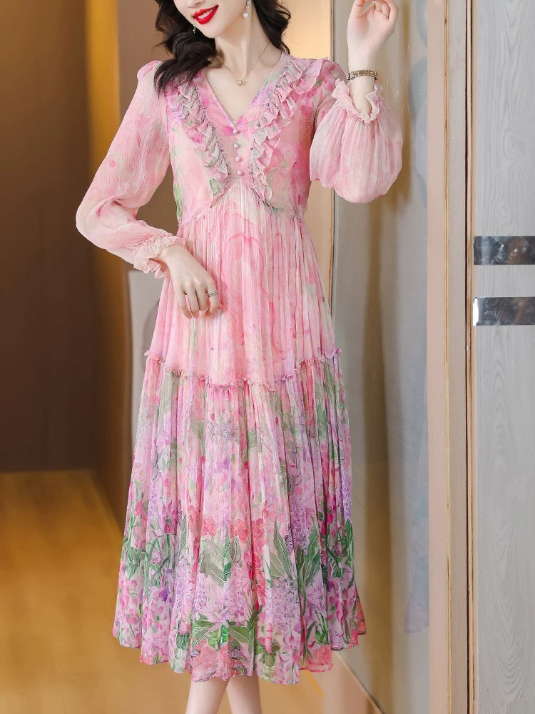 High-end high-end mulberry silk dress drawstring long-sleeved gradient silk seaside resort beach long dress Xianxia