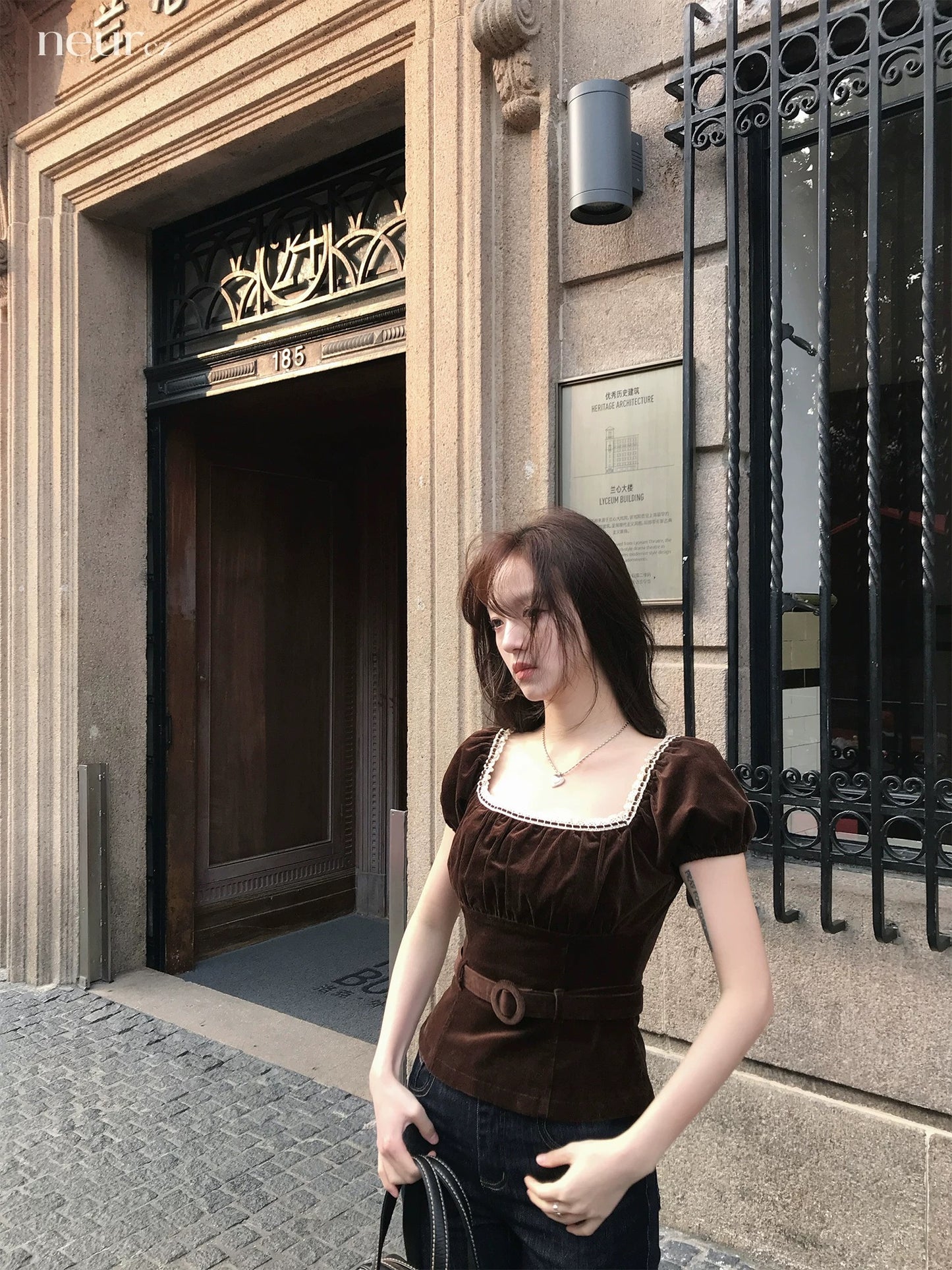 neurcz Corduroy Square Neck Retro Short Sleeve T-Shirt Top for Women, Spring/Summer, Inner Wear, Slimming Puff Sleeves