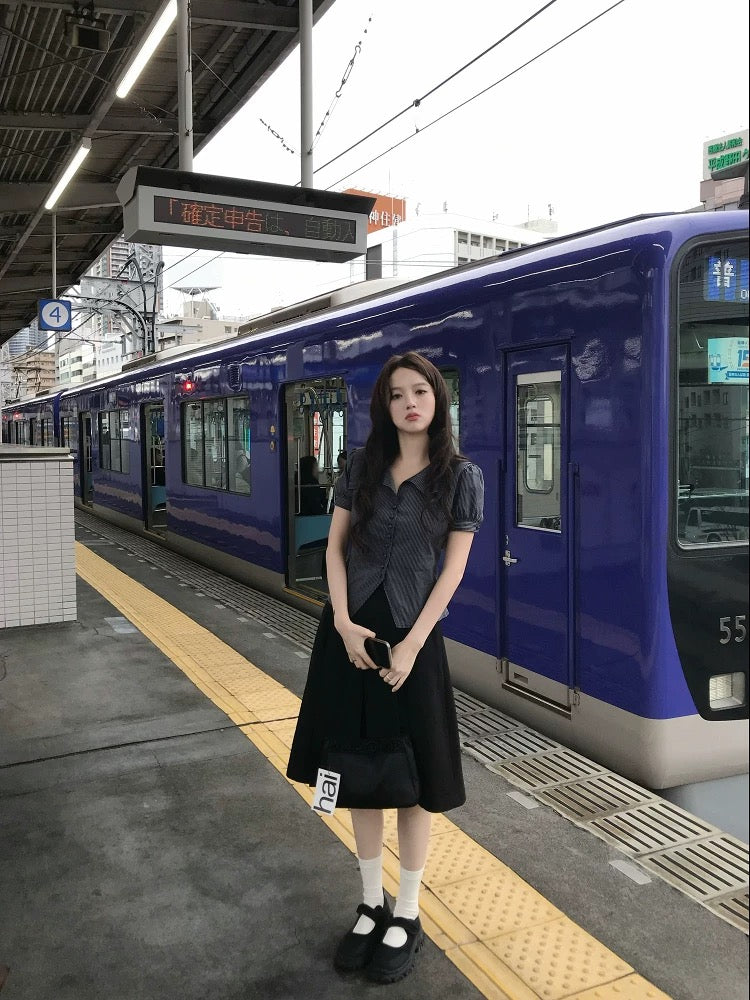 neurcz Black and White Striped Collared V-Neck Slim Waist Retro Shirt Women's Summer Design Puff Sleeve Niche Top