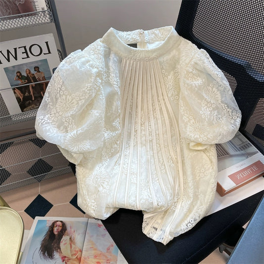 French style age-reducing, western-style lace puff-sleeve shirts for men and women, niche, unique and beautiful stand-up collar tops