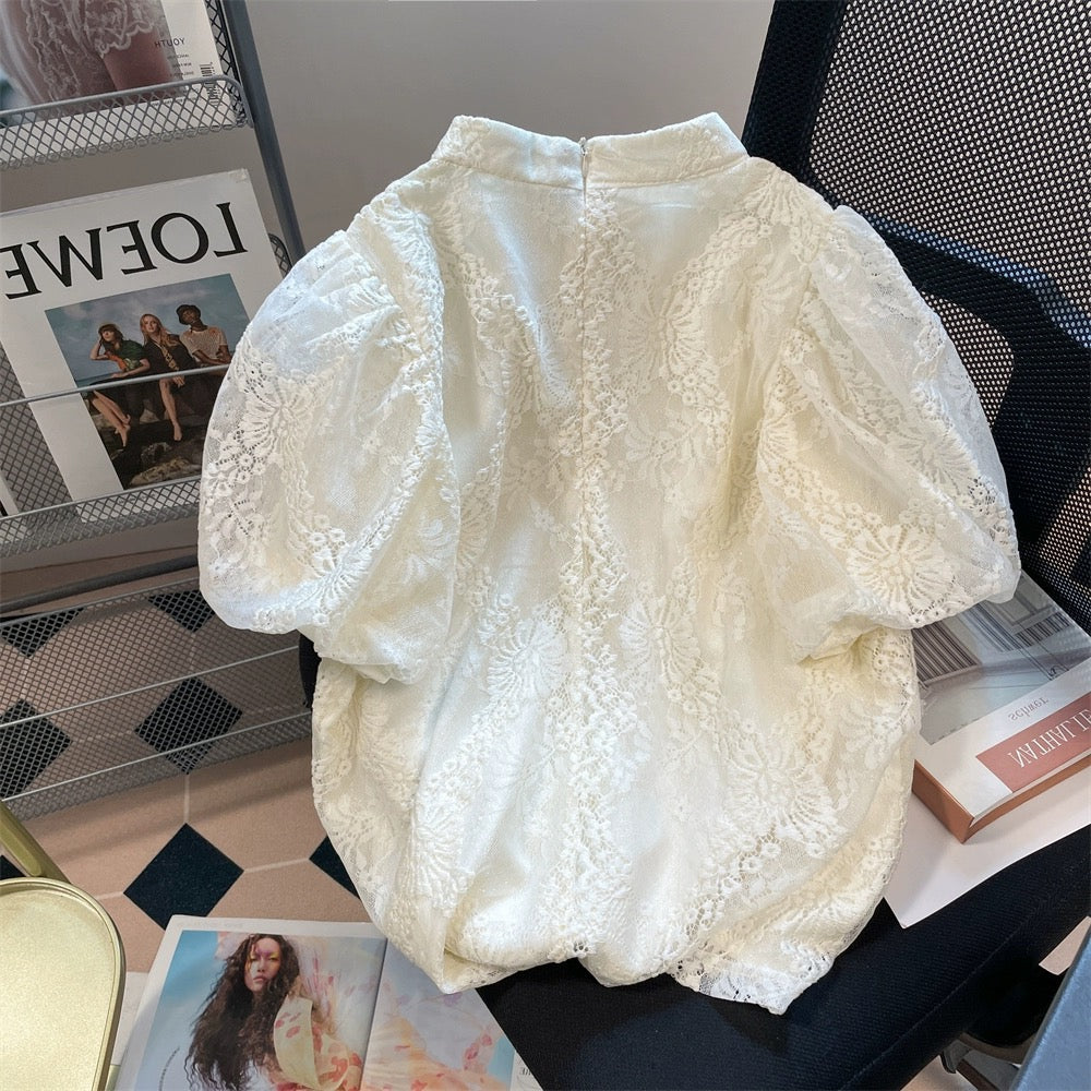 French style age-reducing, western-style lace puff-sleeve shirts for men and women, niche, unique and beautiful stand-up collar tops