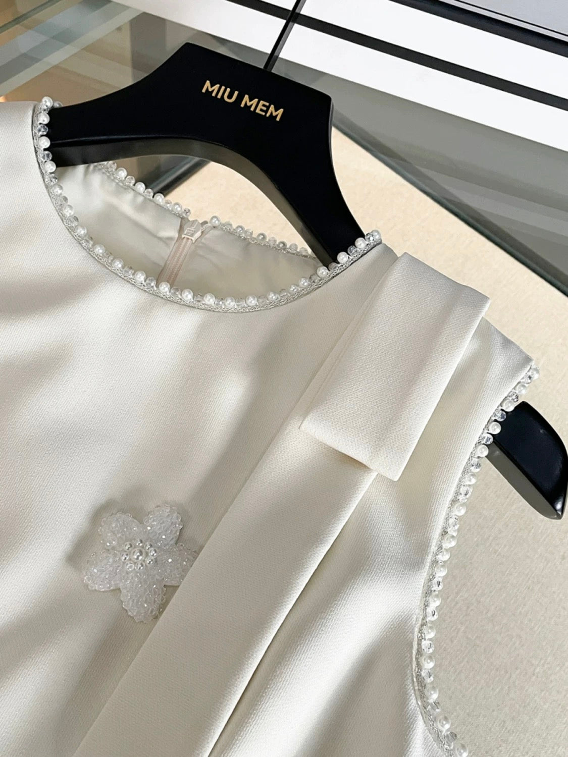 Shenzhen Nanyou high-end women's clothing French style small fragrance style bow beaded flower vest dress female DY7016