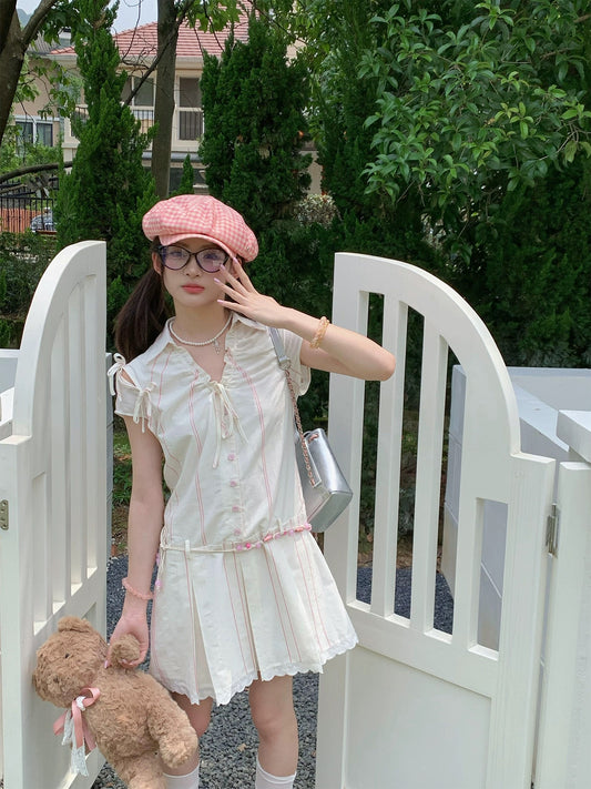 Ruan Ruan's homemade 2024 new summer original niche fungus sweet and western style age-reducing V-neck plaid dress