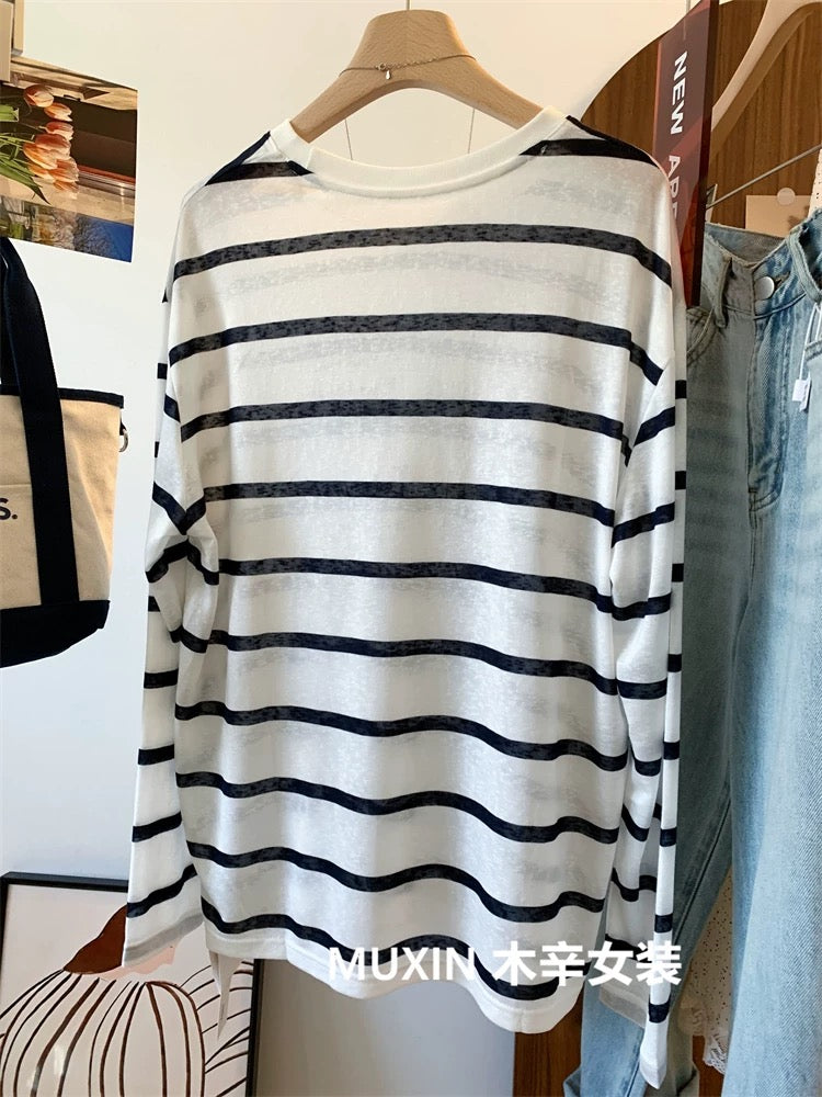 Summer refreshing black and white striped holiday casual style long sleeve loose thin women's Korean version loose sun protection T-shirt