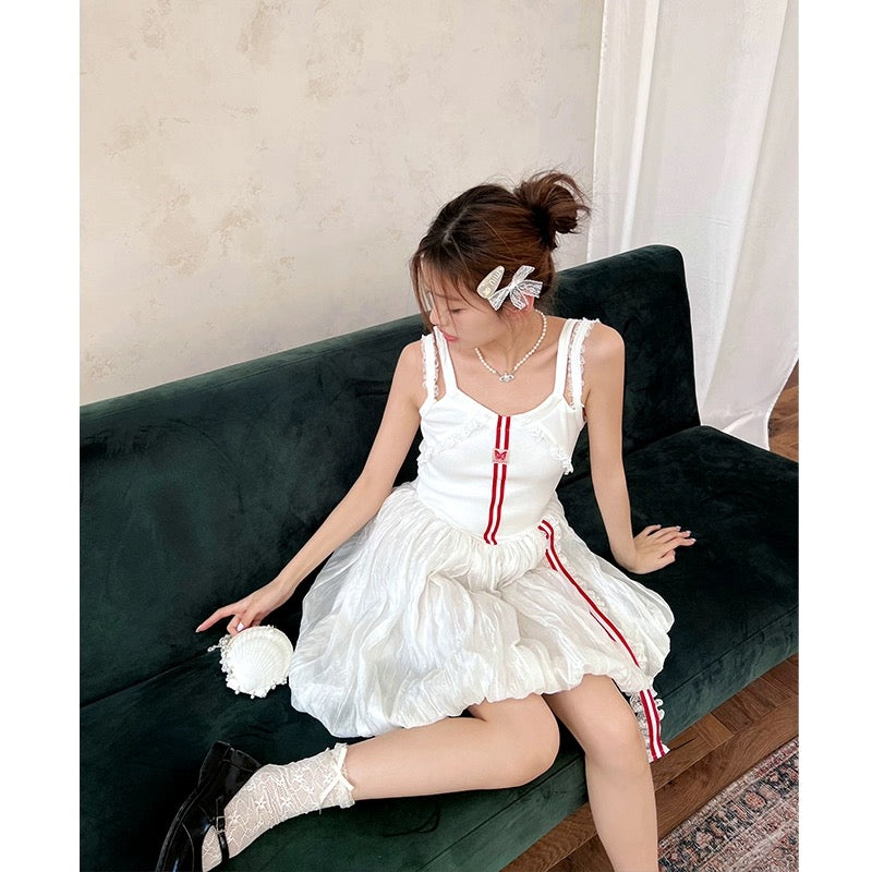 Ruan Ruan's homemade 2024 summer new style French style age-reducing niche design gentle style slimming suspender dress