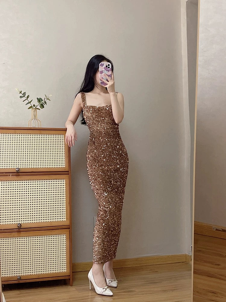 DOLLYTANG Duojia starry sky gray high-end sequined dress that shows your figure, square neck and hip-hugging daily dress